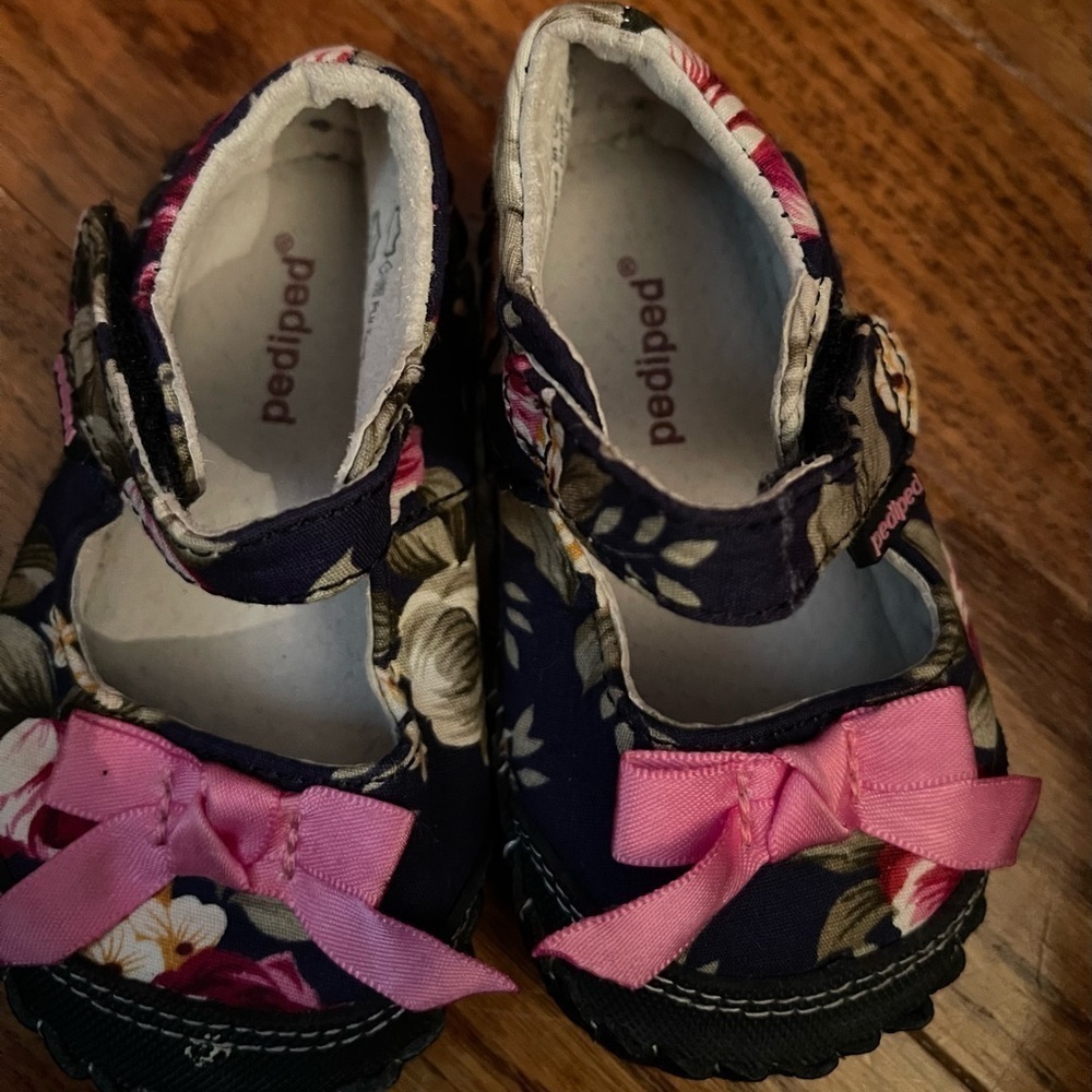 Pediped Floral With A Bow Shoes 6-12 Months - Picture 3 of 7